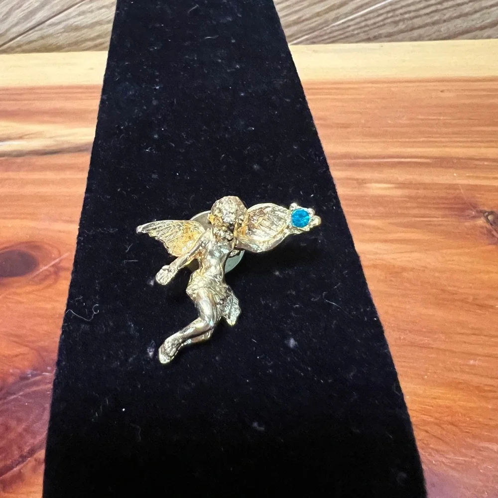 Vintage Gold Tone Brooch Lapel‎ Pin Angel Fairy Birthstone May Whimsical Jewelry